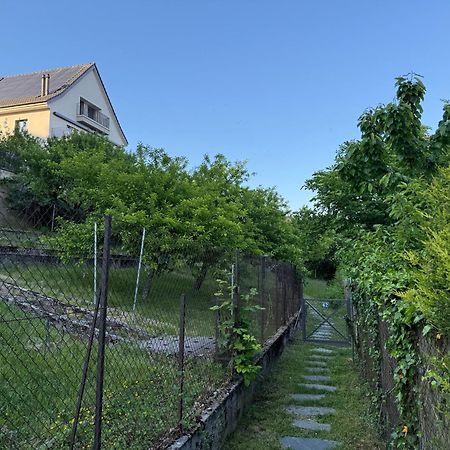 Mail 62 Apartment Нюшател Екстериор снимка