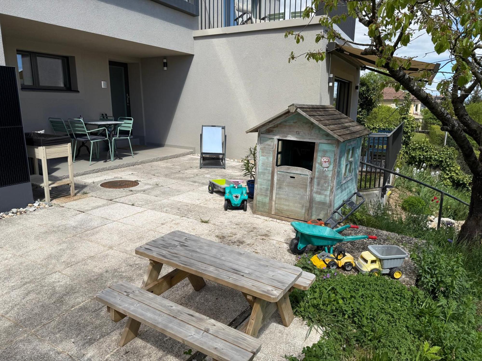 Mail 62 Apartment Нюшател Екстериор снимка
